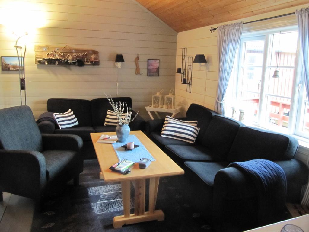 Lofotbo Holiday home *