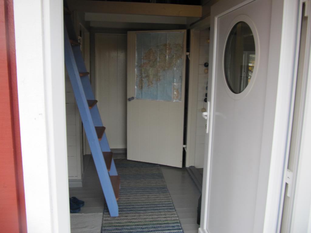 Holiday home Lofotbo Stamsund